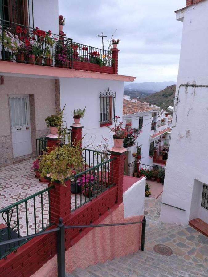 Villa Casa En Pueblo De Montes De Malaga A 15Km De Playa Almáchar Exterior foto